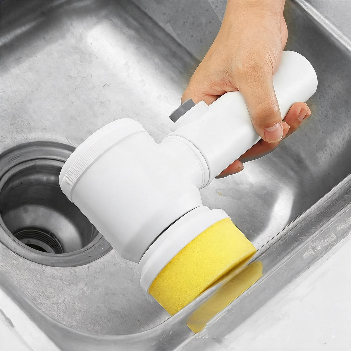 Cleaning Magic Electric Brush 5-in-1 with interchangeable cleaning heads